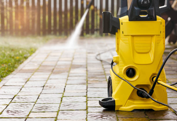 Best Graffiti Removal  in Johnstown, CO